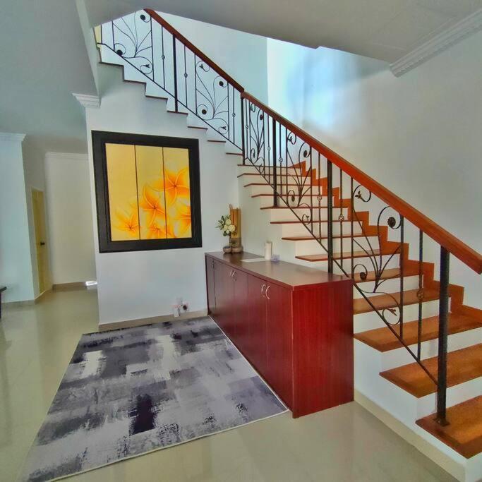 3 Storey Swimming Pool&Projector House Setia Alam Shah Alam Exterior photo